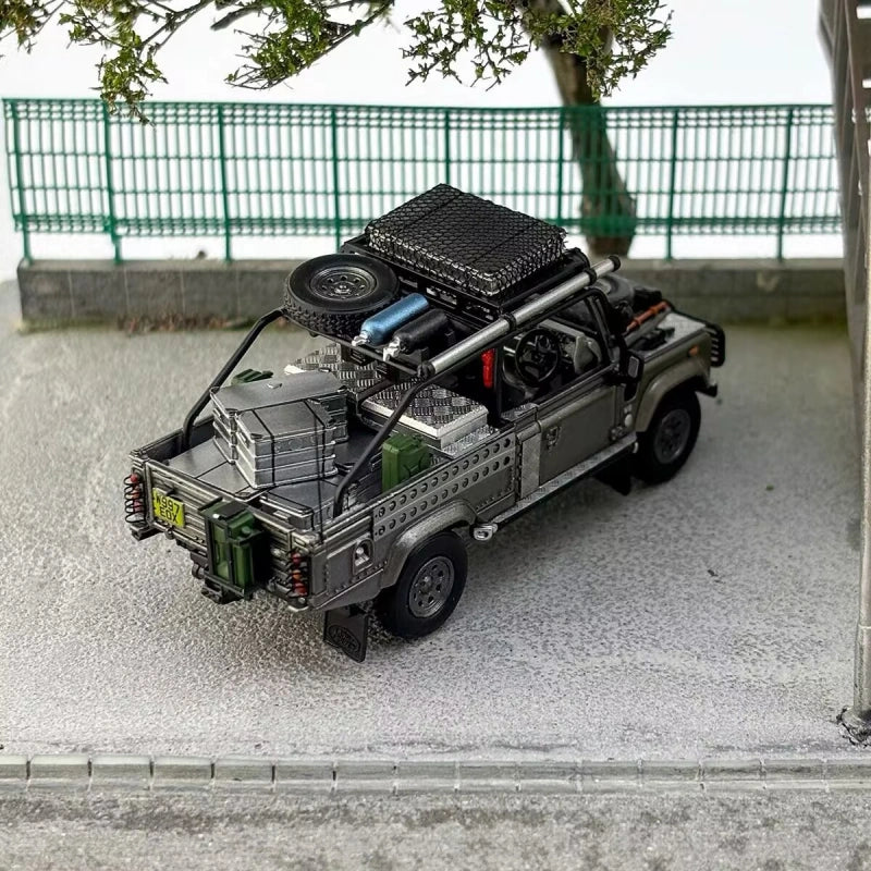 1:64 Land Rover Defender Diecast Model Muddy Off-Road Adventure Livery