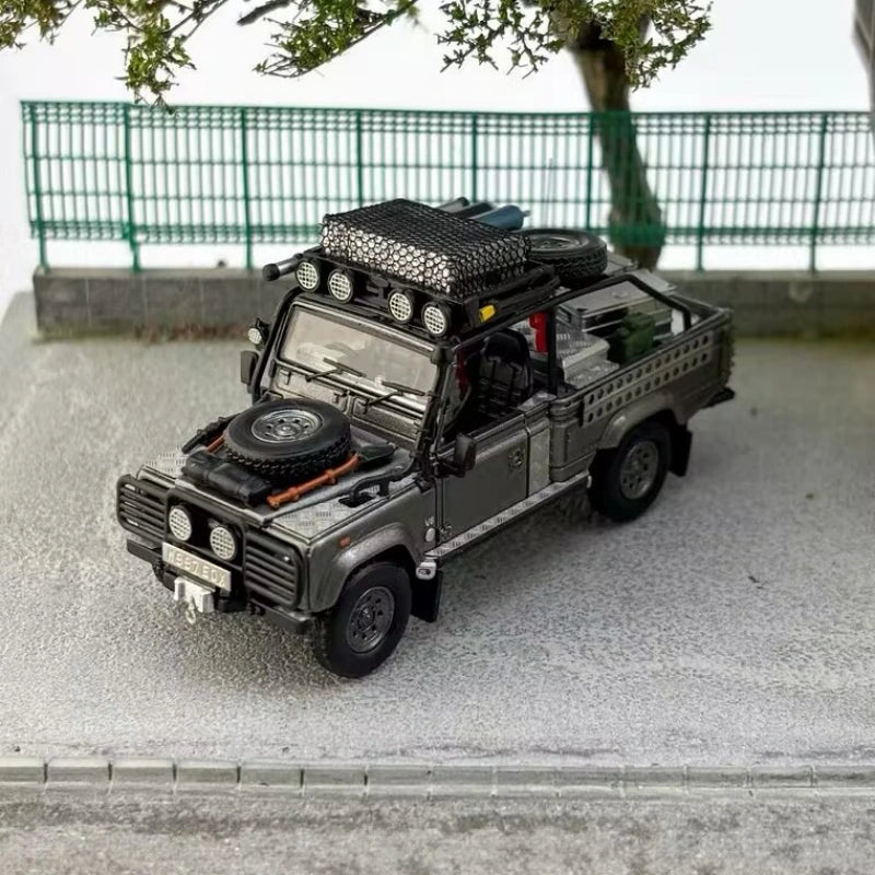 1:64 Land Rover Defender Diecast Model Muddy Off-Road Adventure Livery